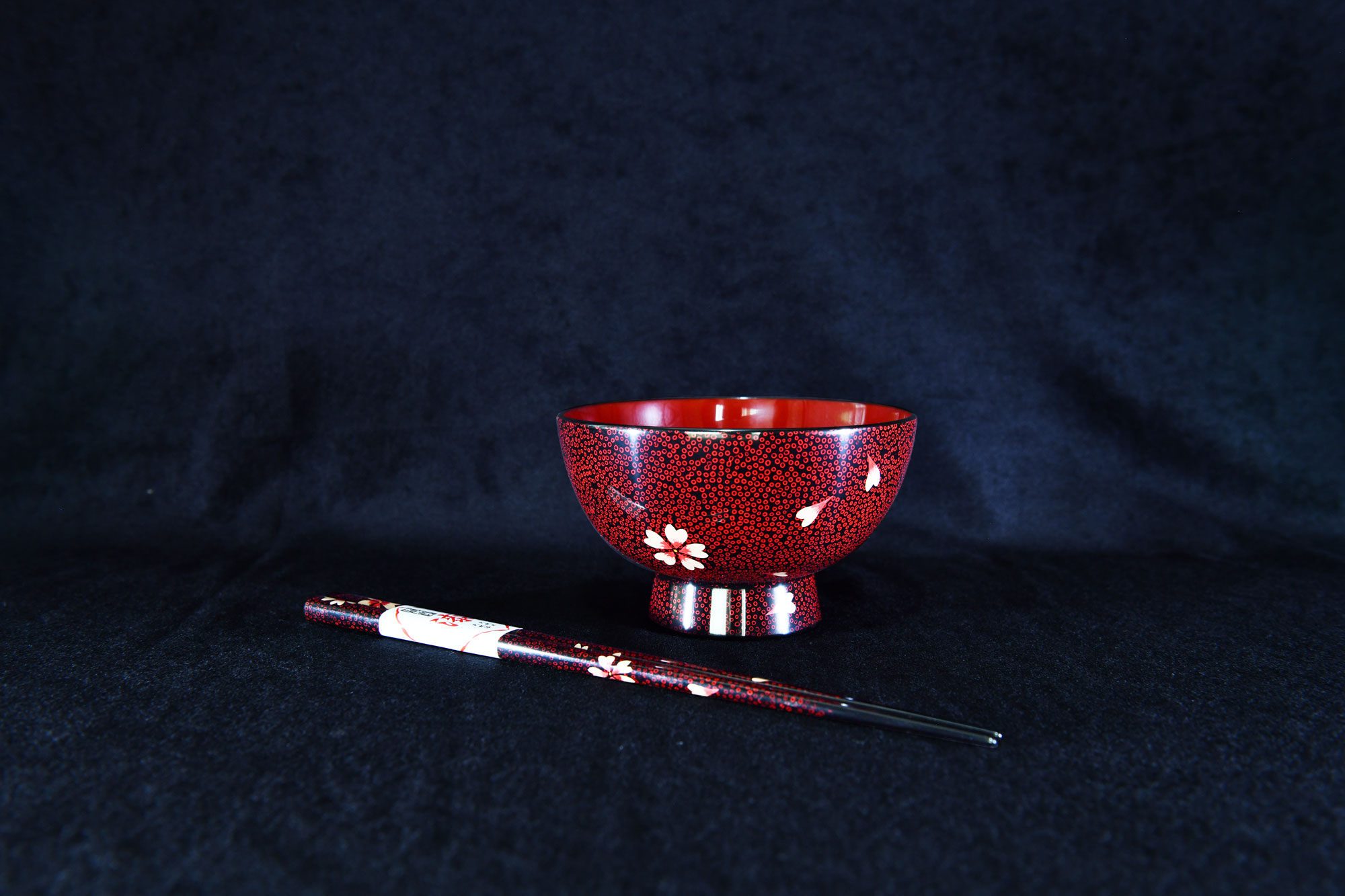 お椀と箸セット（木製　七々子塗/桜　黒）